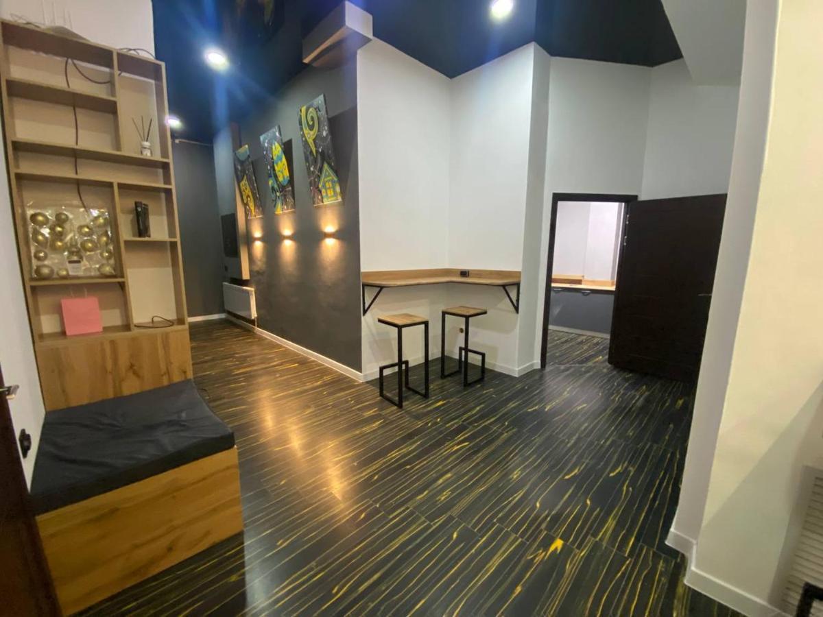 Flats Hostel Αστάνα Εξωτερικό φωτογραφία