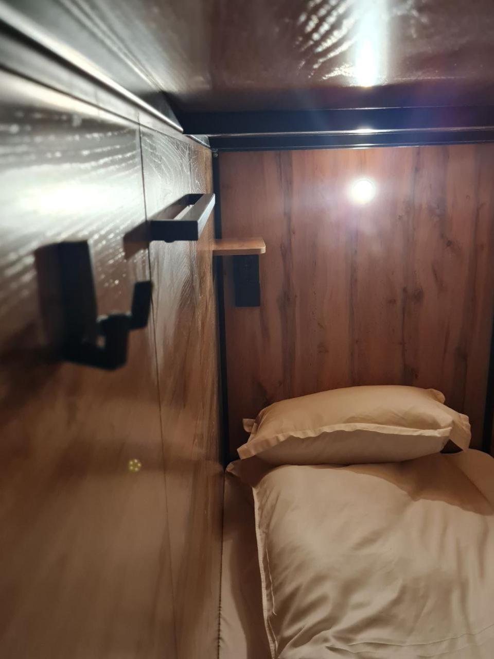 Flats Hostel Αστάνα Εξωτερικό φωτογραφία